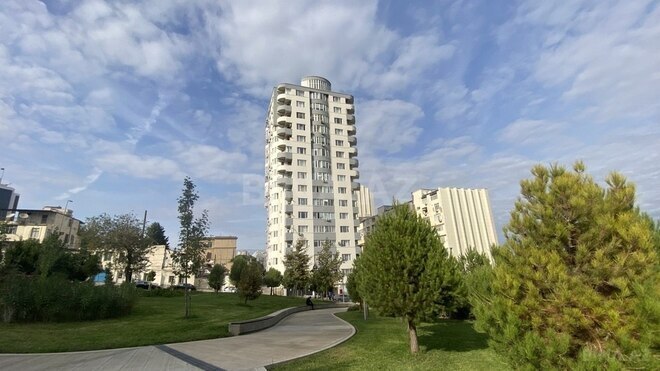 Продаётся 3-комн. новостройка 160 м², м. Низами, photo 27 from 32