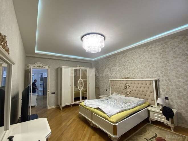 Продаётся 3-комн. новостройка 160 м², м. Низами, photo 15 from 32