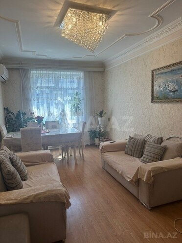 Satılır 4 otaqlı köhnə tikili 97 m², Xalqlar Dostluğu m., photo 1 from 13