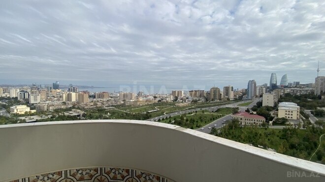 Продаётся 4-комн. новостройка 195 м², м. Низами, photo 9 from 31