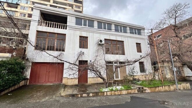 Satılır 10 otaqlı həyət evi/bağ evi 399.9 m², Bayıl q., photo 17 from 18