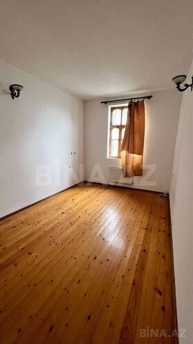 Satılır 10 otaqlı həyət evi/bağ evi 399.9 m², Bayıl q., photo 14 from 18