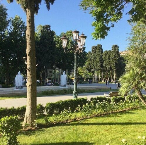 Satılır 4 otaqlı köhnə tikili 120 m², 28 May m., photo 6 from 18