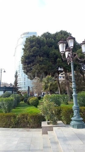 Satılır 4 otaqlı köhnə tikili 120 m², 28 May m., photo 5 from 18