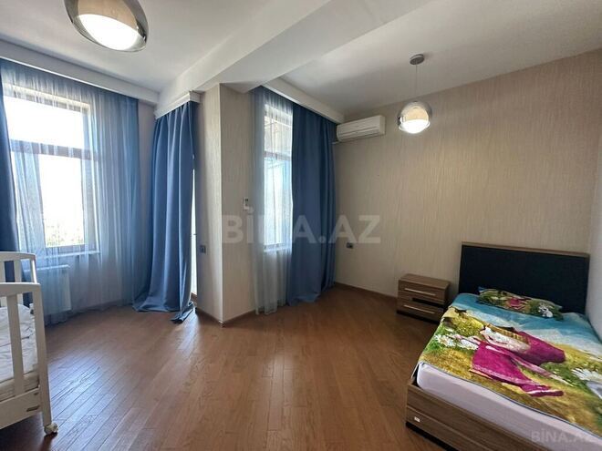 İcarəyə verilir 4 otaqlı yeni tikili 220 m², 28 May m., photo 17 from 26