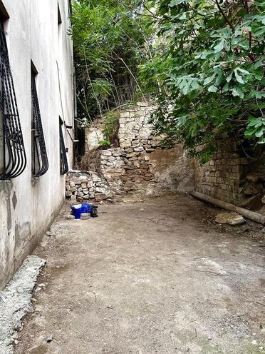 Satılır 8 otaqlı həyət evi/bağ evi 300 m², Bayıl q., photo 20 from 24