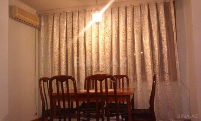 İcarəyə verilir 3 otaqlı köhnə tikili 100 m², Sahil m., photo 3 from 10