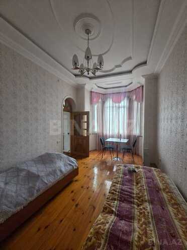 Продаётся 5-комн. дом/дача 360 м², м. Иншаатчылар, photo 11 from 19