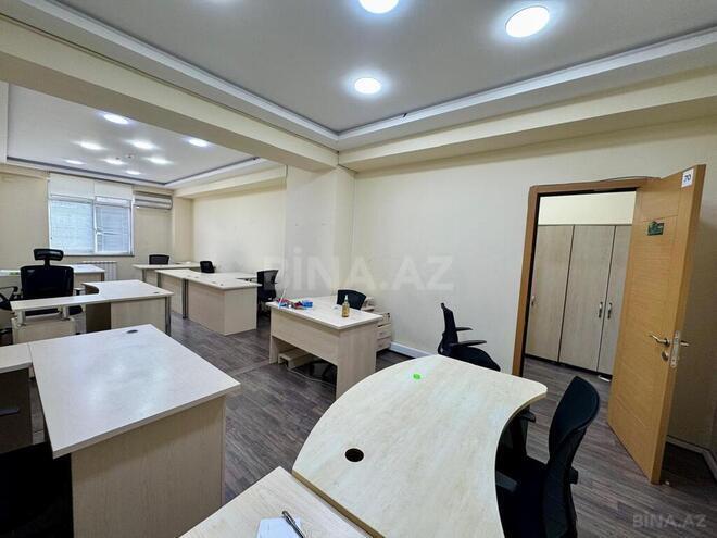 İcarəyə verilir 20 otaqlı ofis 860 m², 28 May m., photo 28 from 32