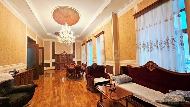 Satılır 4 otaqlı köhnə tikili 285 m², İçəri Şəhər m., photo 3 from 18