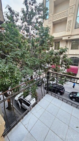 Satılır 4 otaqlı köhnə tikili 285 m², İçəri Şəhər m., photo 7 from 18