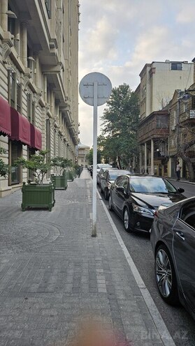 Satılır 4 otaqlı köhnə tikili 285 m², İçəri Şəhər m., photo 17 from 18