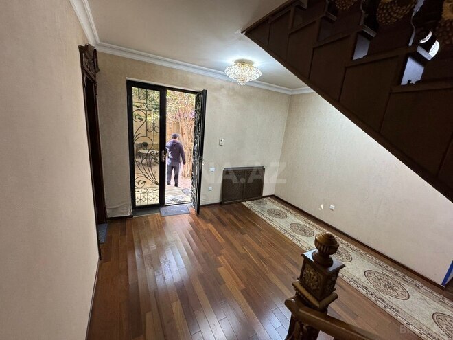 İcarəyə verilir 15 otaqlı həyət evi/bağ evi 700 m², Nəsimi m., photo 12 from 32