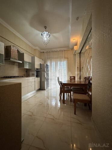 İcarəyə verilir 3 otaqlı yeni tikili 140 m², 28 May m., photo 19 from 26