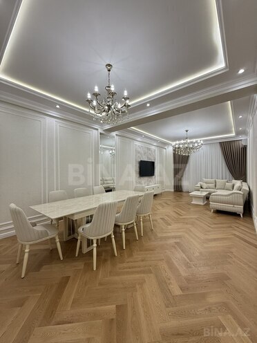 Сдаётся 3-комн. новостройка 170 м², м. 8 ноября, photo 4 from 30