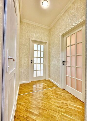 Продаётся 3-комн. вторичка 90 м², м. Кара Караев, photo 13 from 21