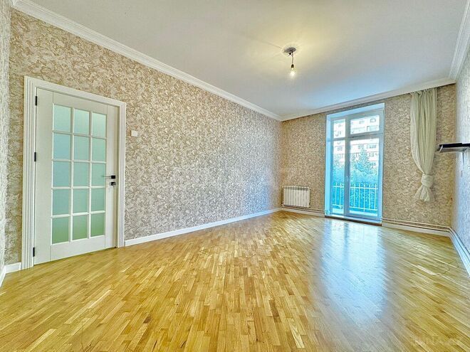 Продаётся 3-комн. вторичка 90 м², м. Кара Караев, photo 11 from 21