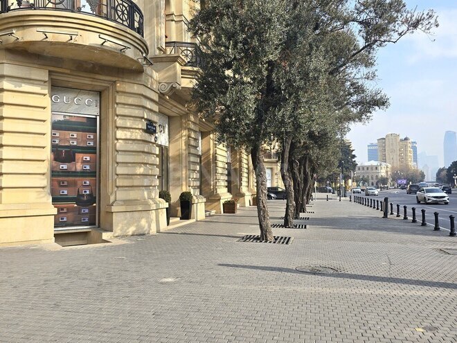 İcarəyə verilir 6 otaqlı köhnə tikili 360 m², Sahil m., photo 3 from 32