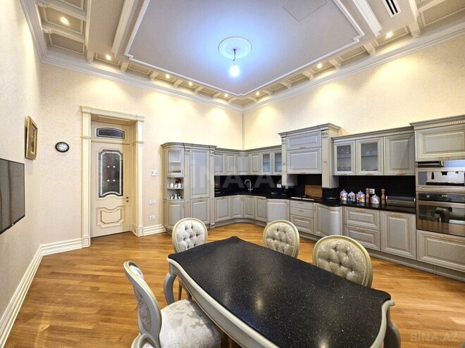 İcarəyə verilir 6 otaqlı köhnə tikili 360 m², Sahil m., photo 17 from 32