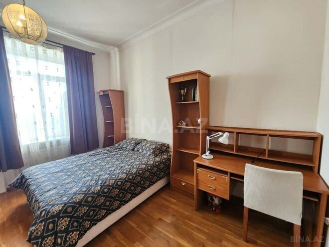 Продаётся 4-комн. вторичка 200 м², Насиминский  р., photo 10 from 25