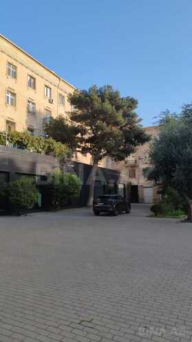 Продаётся  гараж 23 м², м. Элмляр Академиясы, photo 3 from 6