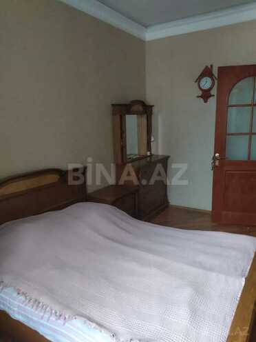 Продаётся 2-комн. вторичка 70 м², м. Низами, photo 12 from 21