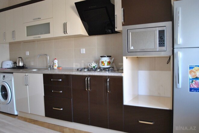 İcarəyə verilir 3 otaqlı yeni tikili 140 m², Nizami m., photo 13 from 15