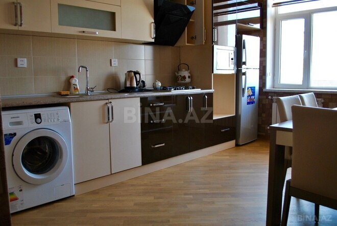 İcarəyə verilir 3 otaqlı yeni tikili 140 m², Nizami m., photo 10 from 15