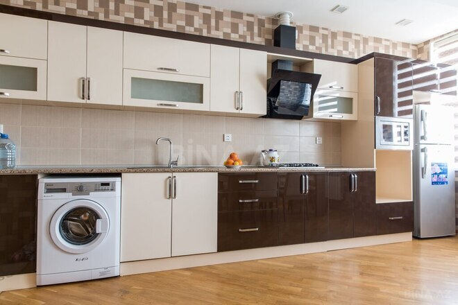 İcarəyə verilir 3 otaqlı yeni tikili 135 m², İçəri Şəhər m., photo 12 from 14