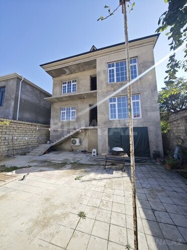 Satılır 7 otaqlı həyət evi/bağ evi 250 m², Bakıxanov q., photo 1 from 18