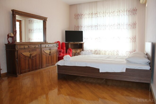 İcarəyə verilir 3 otaqlı yeni tikili 145 m², Nizami m., photo 11 from 24