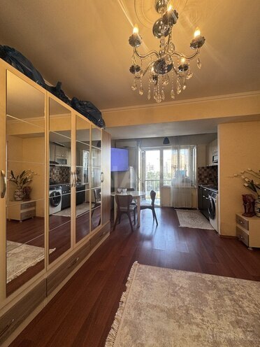 Satılır 1 otaqlı köhnə tikili 38 m², Gənclik m., photo 3 from 9