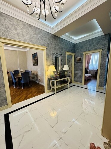 Satılır 4 otaqlı yeni tikili 170 m², 28 May m., photo 11 from 30