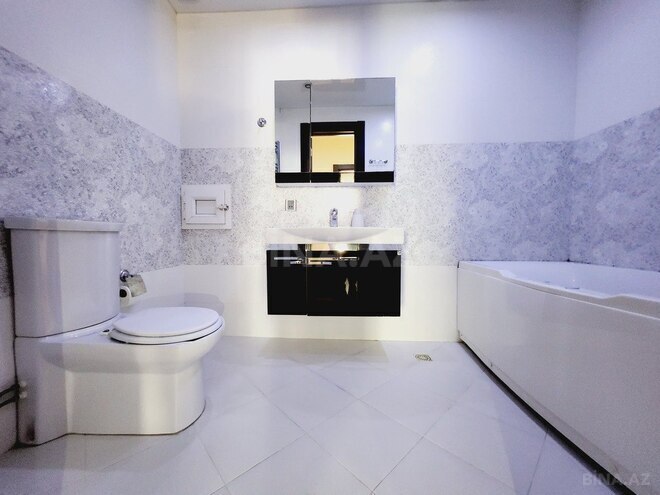 Продаётся 3-комн. новостройка 130 м², м. Низами, photo 16 from 18