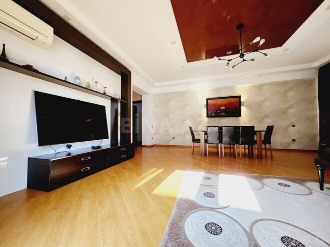 Продаётся 3-комн. новостройка 130 м², м. Низами, photo 15 from 18