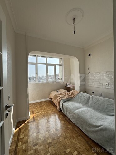 Продаётся 4-комн. вторичка 110 м², м. Халглар Достлугу, photo 12 from 31