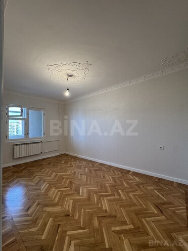 Продаётся 4-комн. вторичка 110 м², м. Халглар Достлугу, photo 10 from 31