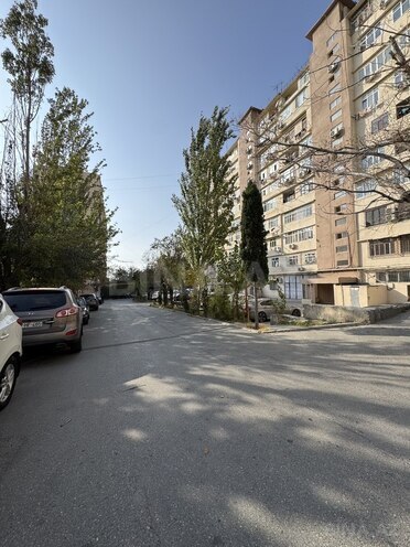 Продаётся 4-комн. вторичка 110 м², м. Халглар Достлугу, photo 28 from 31