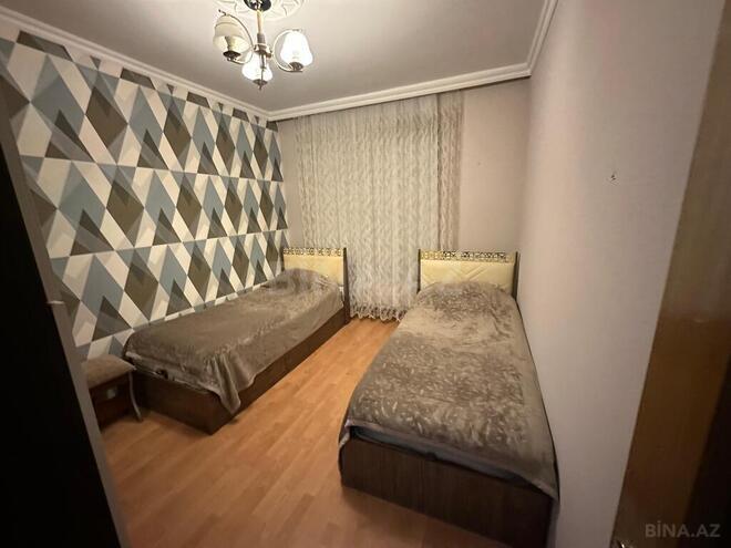 Продаётся 3-комн. вторичка 80 м², м. Ази Асланов, photo 12 from 22