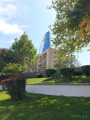 Satılır 2 otaqlı köhnə tikili 45 m², İçəri Şəhər m., photo 1 from 29