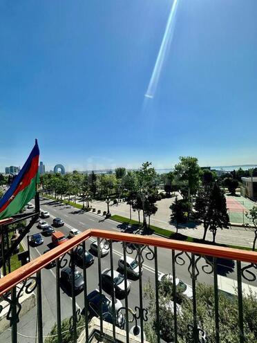 İcarəyə verilir 2 otaqlı köhnə tikili 105 m², İçəri Şəhər m., photo 12 from 23