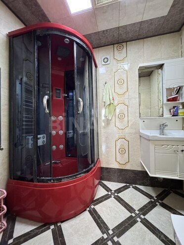 Продаётся 4-комн. вторичка 110 м², м. Элмляр Академиясы, photo 15 from 23