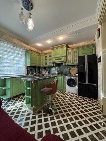Продаётся 4-комн. вторичка 110 м², м. Элмляр Академиясы, photo 9 from 23
