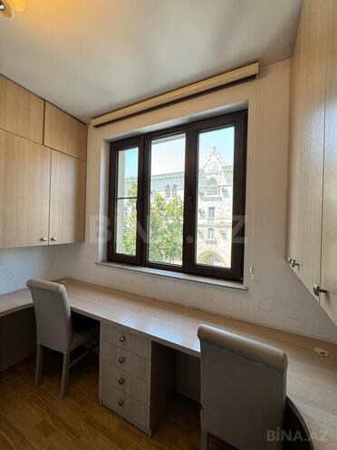 Продаётся 3-комн. вторичка 75 м², м. Сахил, photo 16 from 22