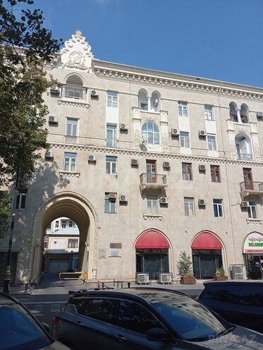 Продаётся 3-комн. вторичка 75 м², м. Сахил, photo 3 from 22