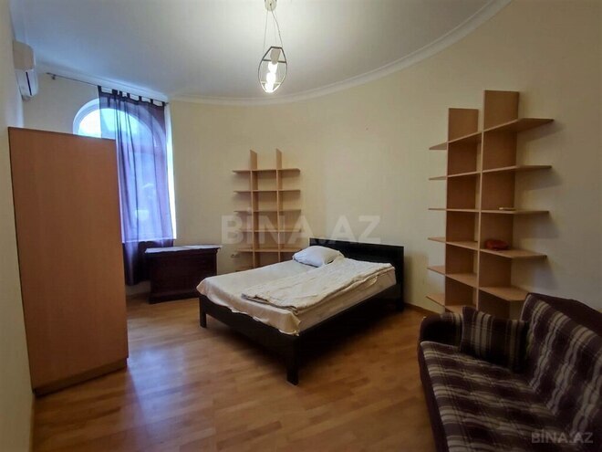 Satılır 3 otaqlı köhnə tikili 118 m², İçəri Şəhər m., photo 4 from 13