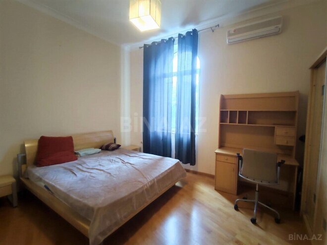 Satılır 3 otaqlı köhnə tikili 118 m², İçəri Şəhər m., photo 6 from 13