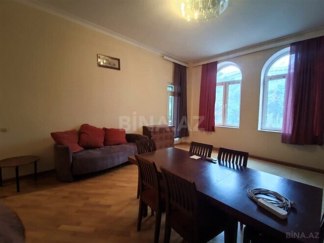 Satılır 3 otaqlı köhnə tikili 118 m², İçəri Şəhər m., photo 3 from 13