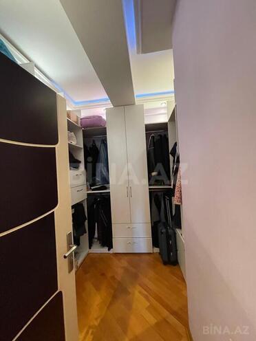 Satılır 3 otaqlı yeni tikili 130 m², 8-ci mikrorayon q., photo 11 from 13