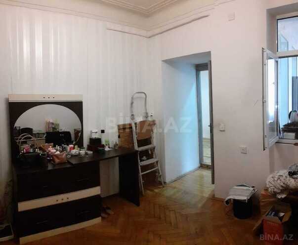 Satılır 4 otaqlı köhnə tikili 130 m², Nəsimi r., photo 13 from 27